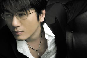 シン・スンフン